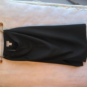 Woman's black skirt full length back zipper size 10 100% Polly